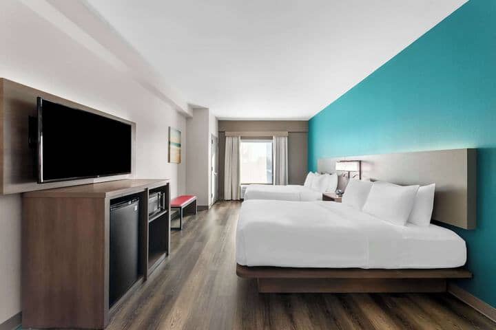 Room 13 of 45