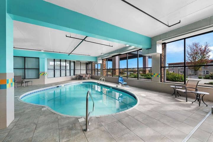 Pool 19 of 45